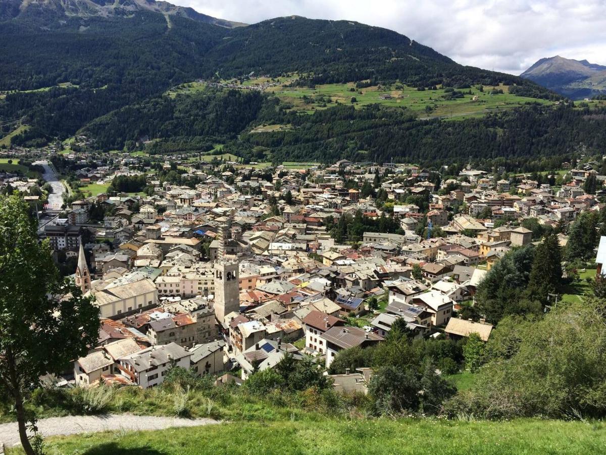 Casa Francesca Maurizio Lägenhet Bormio Exteriör bild