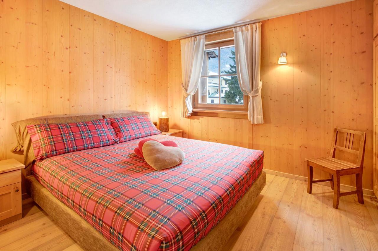 Casa Francesca Maurizio Lägenhet Bormio Exteriör bild